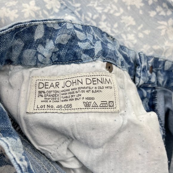 Dear John Women Capri Jeans, Floral Print Size 28 Heavy Denim. - Picture 12 of 12